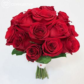 Монобукет   из красных роз