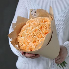 Букет из 25 кремовых роз 35-40 см (Россия)